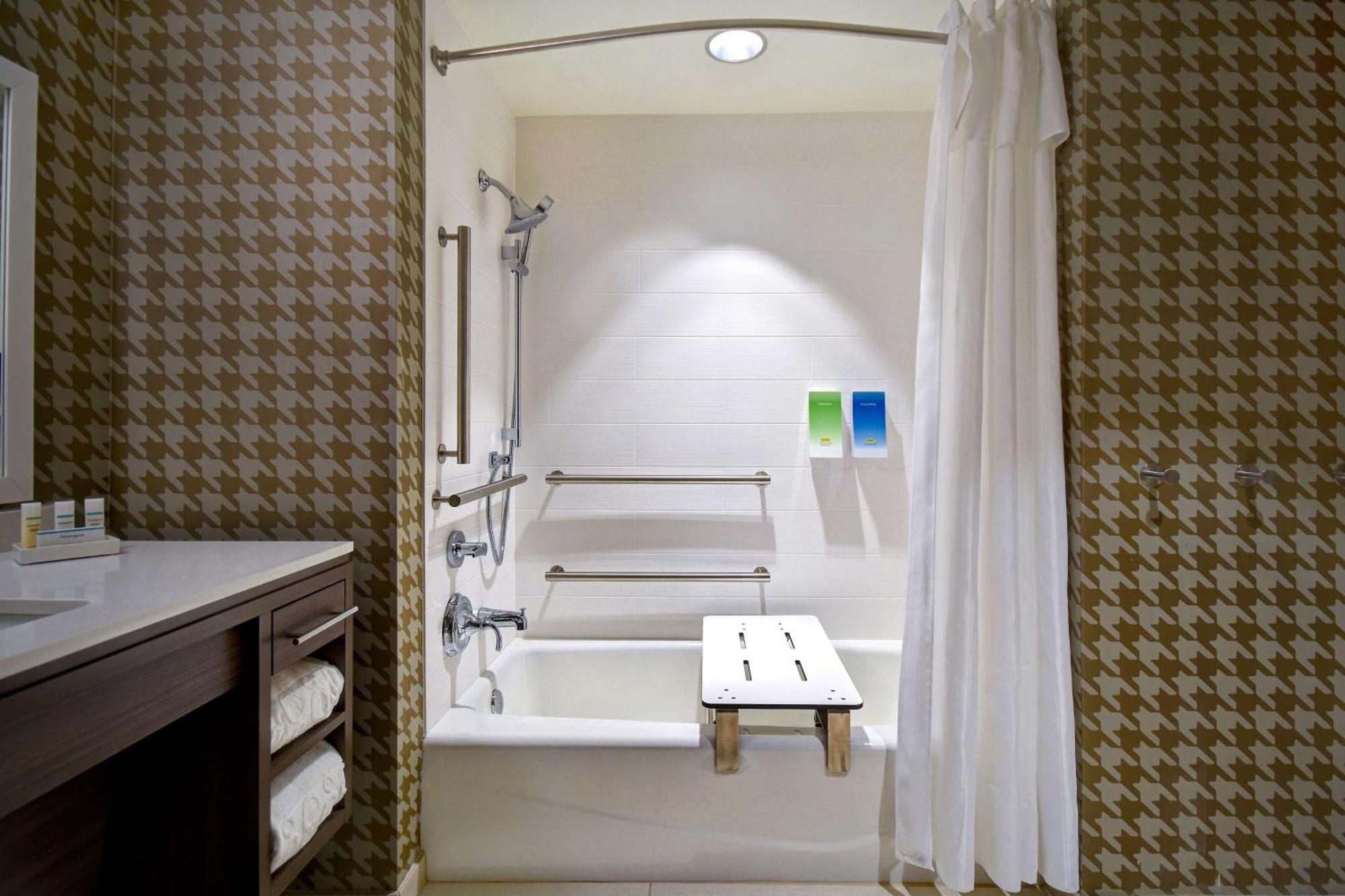 Home2 Suites Wichita Downtown Delano, Ks Luaran gambar